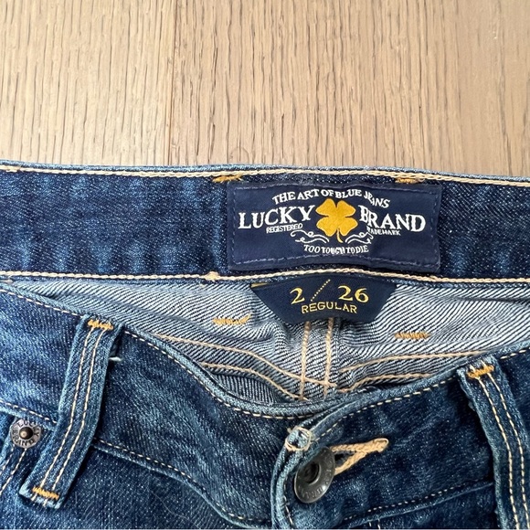 Lucky Brand Lola Boot Jeans in Size 2 - Picture 6 of 8